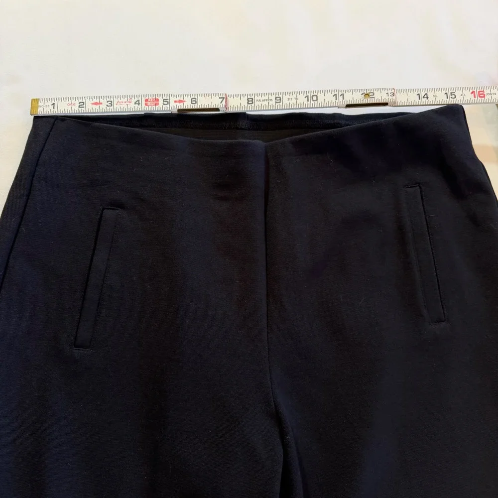 Black Ankle Pants Chico's Size 1 Medium Pull On Ponte Knit Slim Leg‎ Trousers